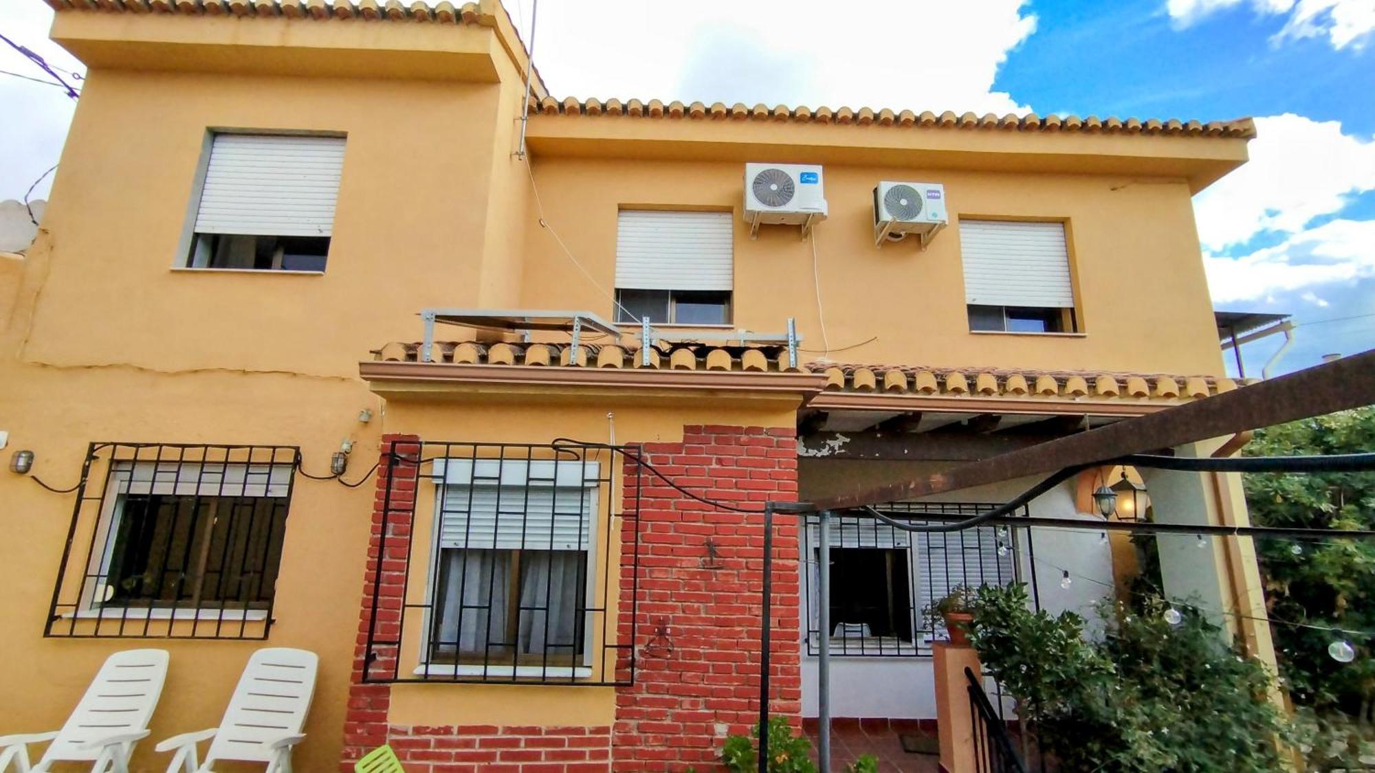Casa Con Piscina Y Barbacoa A 3 Kilometros De La Alhambra Villa Huétor Vega Exteriör bild